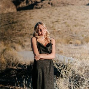 Meet your Posher, Devri